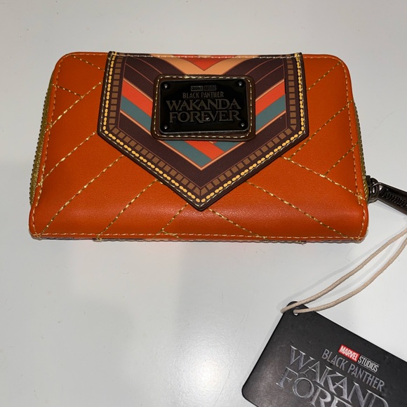 Loungefly Black Panther Okoye Cosplay Zip Around Wallet - Picture 4 of 6